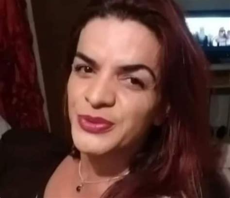 Corpo De Travesti Morta A Facadas Ser Velado Na Capela Santa Cruz