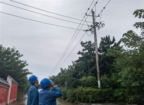 国网西安市临潼区供电公司：加大山区线路设备特巡 确保汛期安全用电 西部网（陕西新闻网）