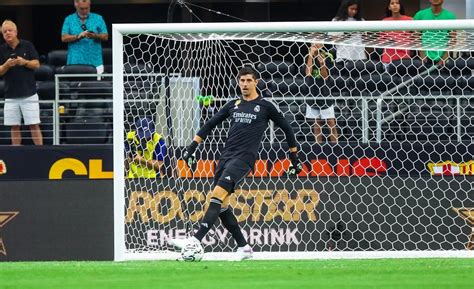 Alarma en la portería del Madrid Courtois se rompe el ligamento