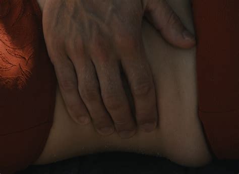 Nude video celebs Nadia Tereszkiewicz sexy L île rouge