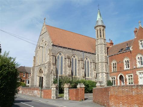 What to look for in houses for sale basingstoke before you buy 9