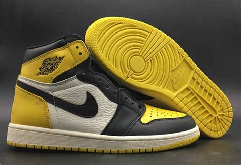 7999 Nike Air Jordan 1 Yellow Toe Retro Yellowblackwhite Mens