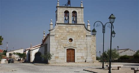 Viajar e Descobrir Norte Bemposta Igreja matriz Igreja de São Pedro