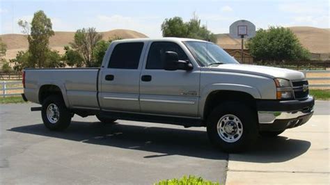 Sell Used 2006 Chevrolet Silverado 2500 Hd Lt Crew Cab Pickup 4 Door 6 6l In Tracy California