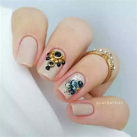 Pin de Tessy Zamorano em uñas marzo Unhas decoradas Unhas bonitas