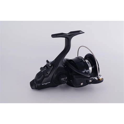 DAIWA BLACK WIDOW BR LT, 5000-C, à gauche et à droite, Moulinet de ...