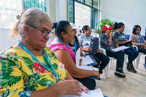 Impulsan Talleres Para Formar A Emprendedoras Diario La Hora