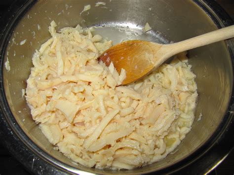 die Kutteln werden in Butter und Olivenöl angebraten | Kochen einfach ...