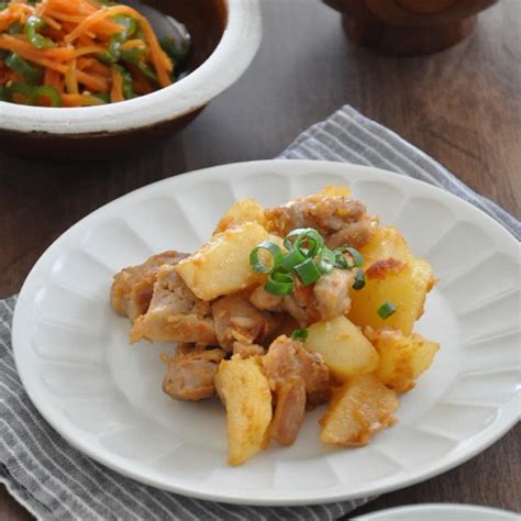 晩ごはん 何にしよう？≪下味肉で楽ちん！鶏肉とじゃがいものガーリックみそ炒め≫ By 武田真由美さん レシピブログ 料理ブログのレシピ満載！