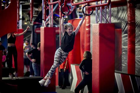 ninja warrior uk adventure park watford day    kids