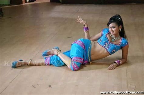 Sexy Meenakshi Dixit Hot Pics 08 204992 Kollywood Zone