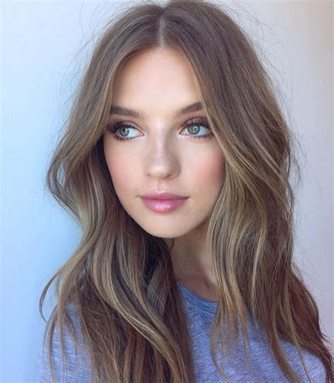See This Instagram Photo By Dianashin 623 Likes Dark Blonde Hair Color Pale Skin Hair