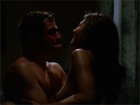 Naked Callie Thorne In The Wire