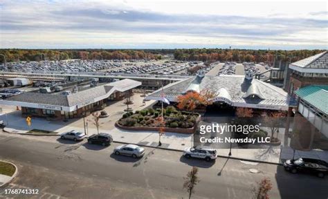 Ronkonkoma Station Photos and Premium High Res Pictures - Getty Images