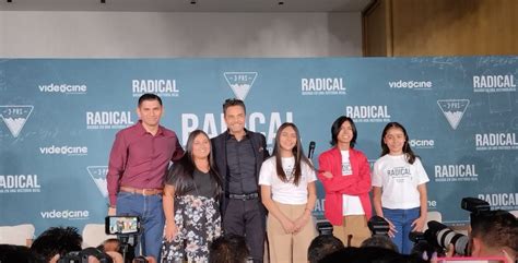 Radical Una Historia Del Saber Revista Victoria Íconos De Éxito