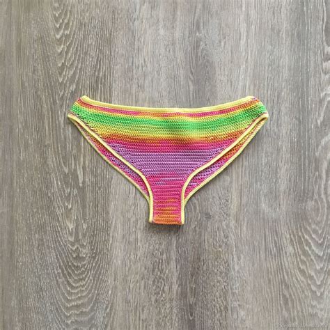 Купальник вязаный Rainbow – заказать на Ярмарке Мастеров – L4TE6RU ...