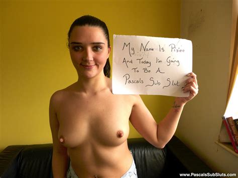 Girls Holding Signs Page Freeones Forum The Free Sex Community