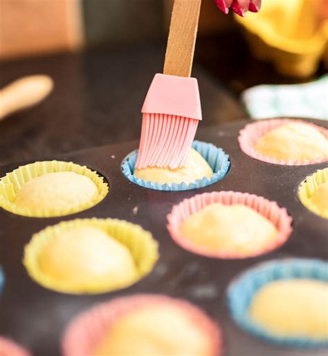 Need An Egg Wash Substitute These 10 Alternatives Will Do The Trick