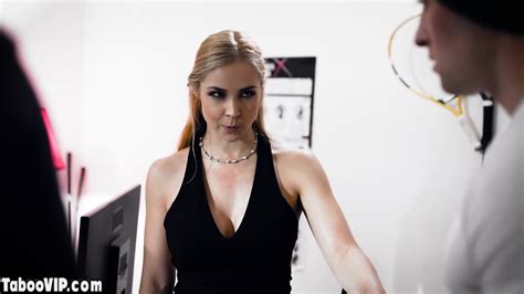 MILF Ordering A Big Cocked Athlete To Serve Her Wishes