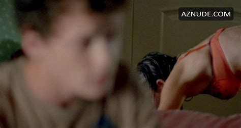 MIDDLE OF NOWHERE NUDE SCENES AZNude