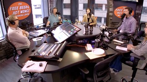 Segment A Proud Dad Kissing Cousins Road Rage And Facts Of The Day Free Beer And Hot Wings