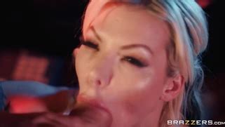 British Hottie Barbie Sins Is Sucking The Huge Cock Porn Movies 3Movs