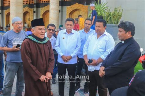 Sinode Gpm Serahkan Bantuan Hewan Kurban Kepada Masjid Raya Al Fatah