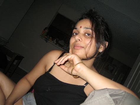 Hot Indian House Wife At Home Chuttiyappa