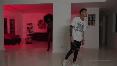 Chica Negra Ama Un Chupete Fer S Feet And Ass