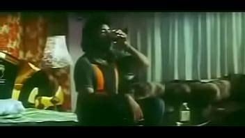 Hot Aunty Navel Touch Very Hot Aunty In Red Saree 360p XVIDEOS