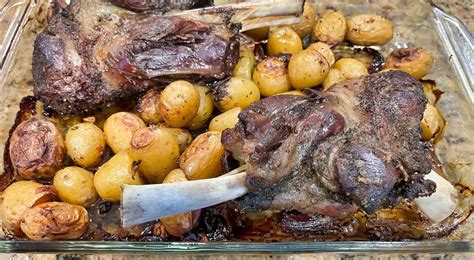 Succulent Lamb Roast with Baby Potatoes - Recipes Laki Maikaʻi