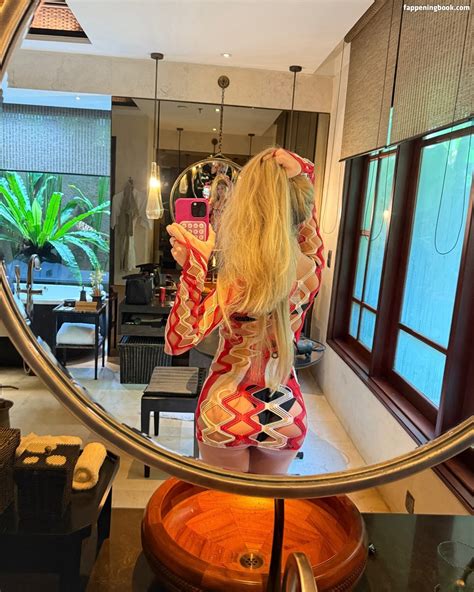 Breckie Hill Breckiehill Nude OnlyFans Leaks Fappening FappeningBook