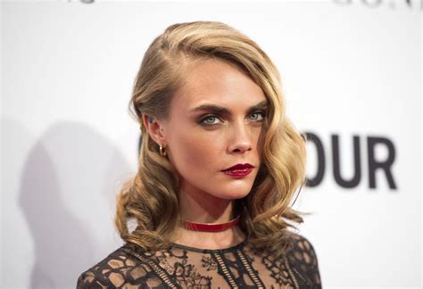 Cara Delevingne Gets Candid About Her Sex Life And Dating