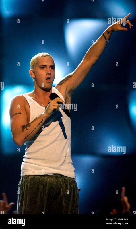 Eminem 2001 hi-res stock photography and images - Alamy