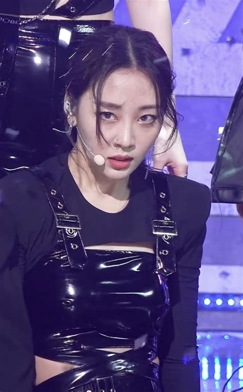 Pin By Jyotshna Gurung On Yves Loona Blonde Women Women Women S Top