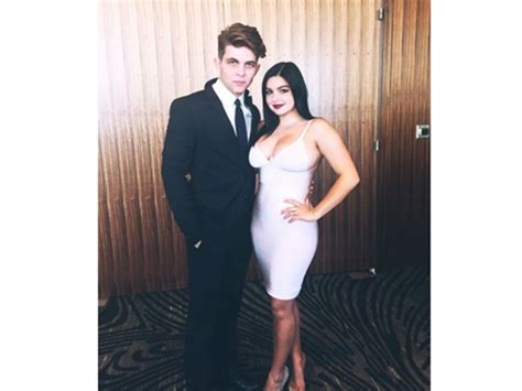 Ariel Winters Porn Star Videos