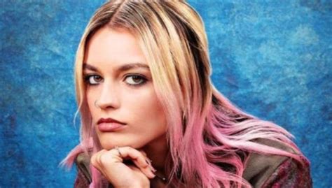 Emma Mackey anuncia que dejara Sex Education después de la temporada SALTAR INTRO EL