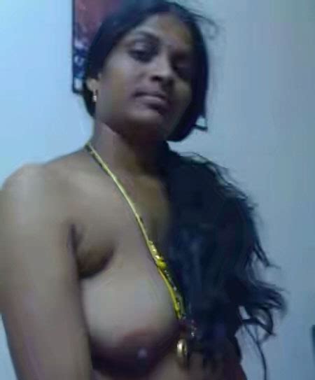 Mature Dark Desi Bhabhi Leaked Nude Photos