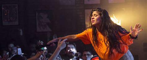 Jessie Reyez Live at Lincoln Hall [GALLERY] - Chicago Music Guide