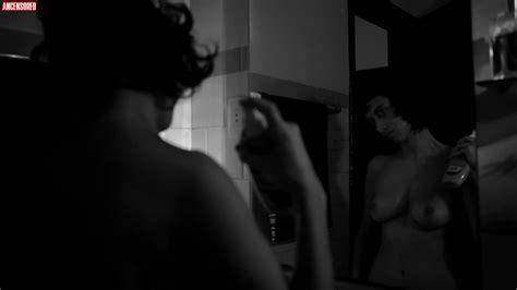 Naked Gabriela Poester in Bruxa de Fábrica