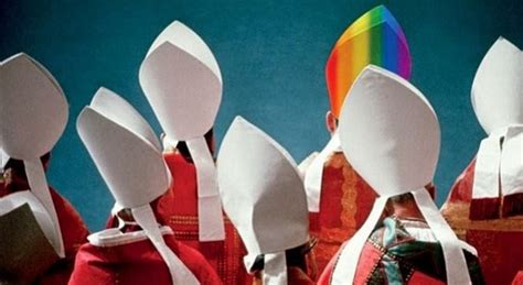 Rete gay in Vaticano ma il mio libro aiuterà Papa Francesco Parla l autore di Sodoma