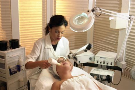 Holes in My Face From Acne | Livestrong.com