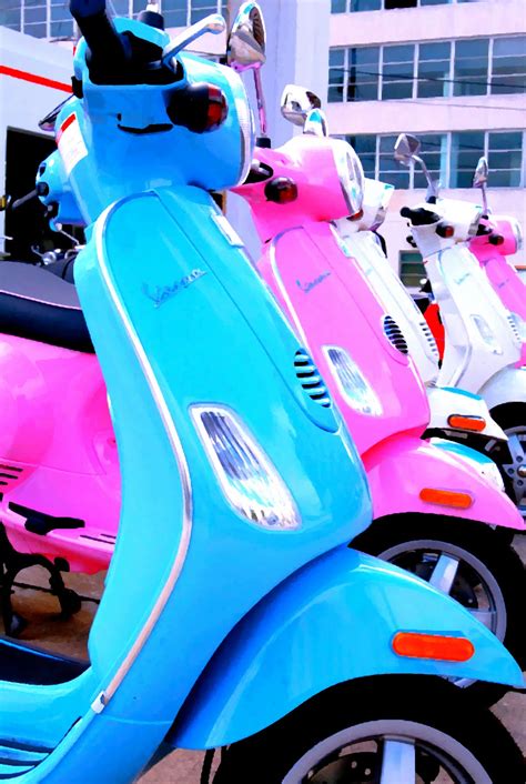 sam collins vespas   row