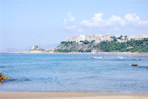 Blue Green Atlas - The Geography of Lazio, Italy