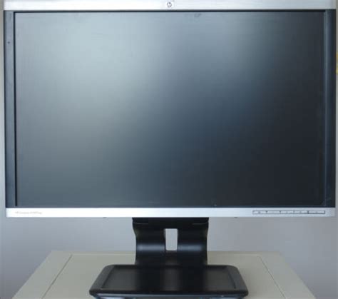 Hp Compaq La2405x 24 Inch Led Backlit Lcd Monitors Two With Two Hp