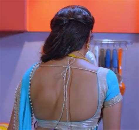 Serial Actress Nithyaram Hot Blue Saree Nandhini Serial