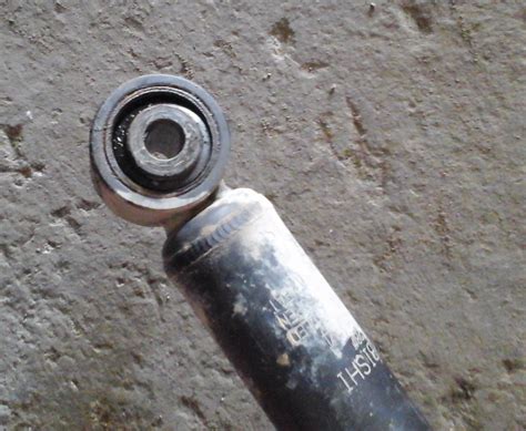 Замена сайлентблоков на амортизаторах — DRIVE2