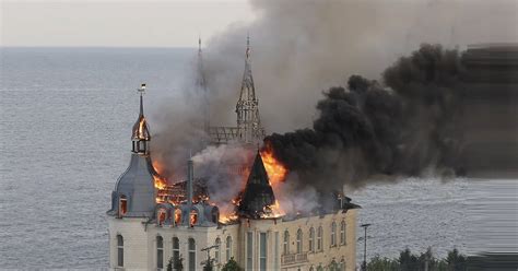 Un Ataque Ruso Destruye El Castillo De Harry Potter De Odesa