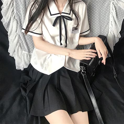 Update More Than 71 Anime Girl Uniform Vn