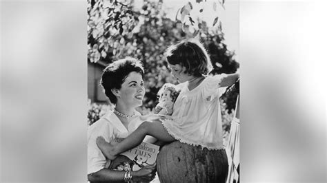 15 Shirley Temple Facts You Should Know In Honor Of The Late Child Star